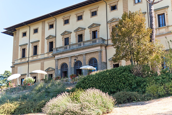 Tuscany luxury wedding venue